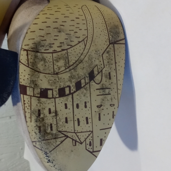 Bella Vita chunky high heel  size 10 w w beige color 3.5 inch heel leather upper - Picture 8 of 12